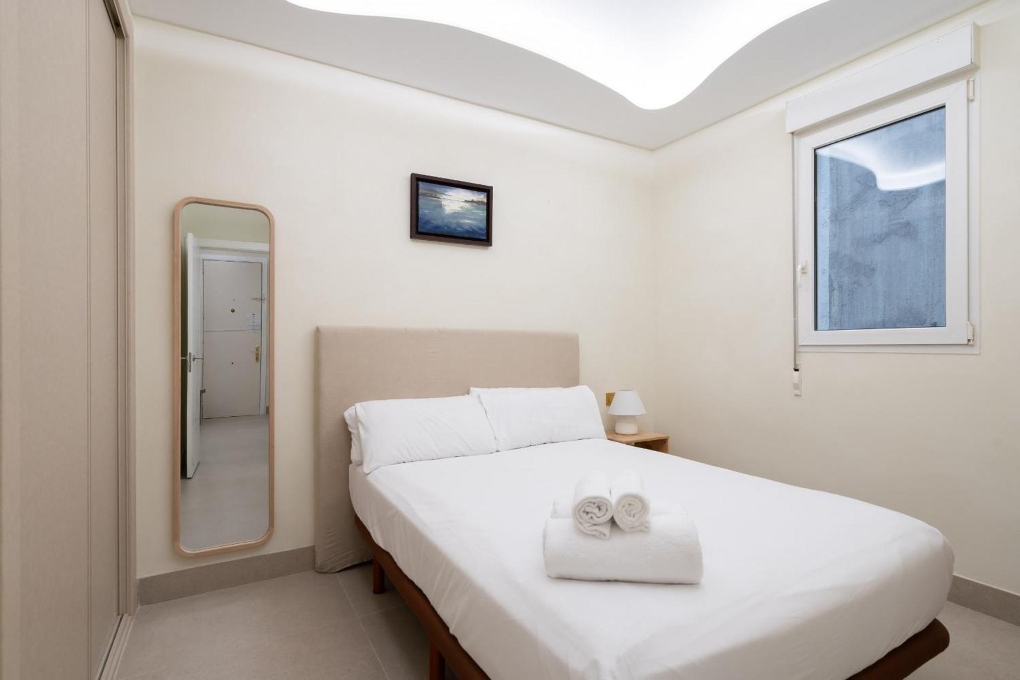 Apartamento Exclusivo En El Retiro Metro Ibiza Alquiler Temporal Мадрид Екстер'єр фото