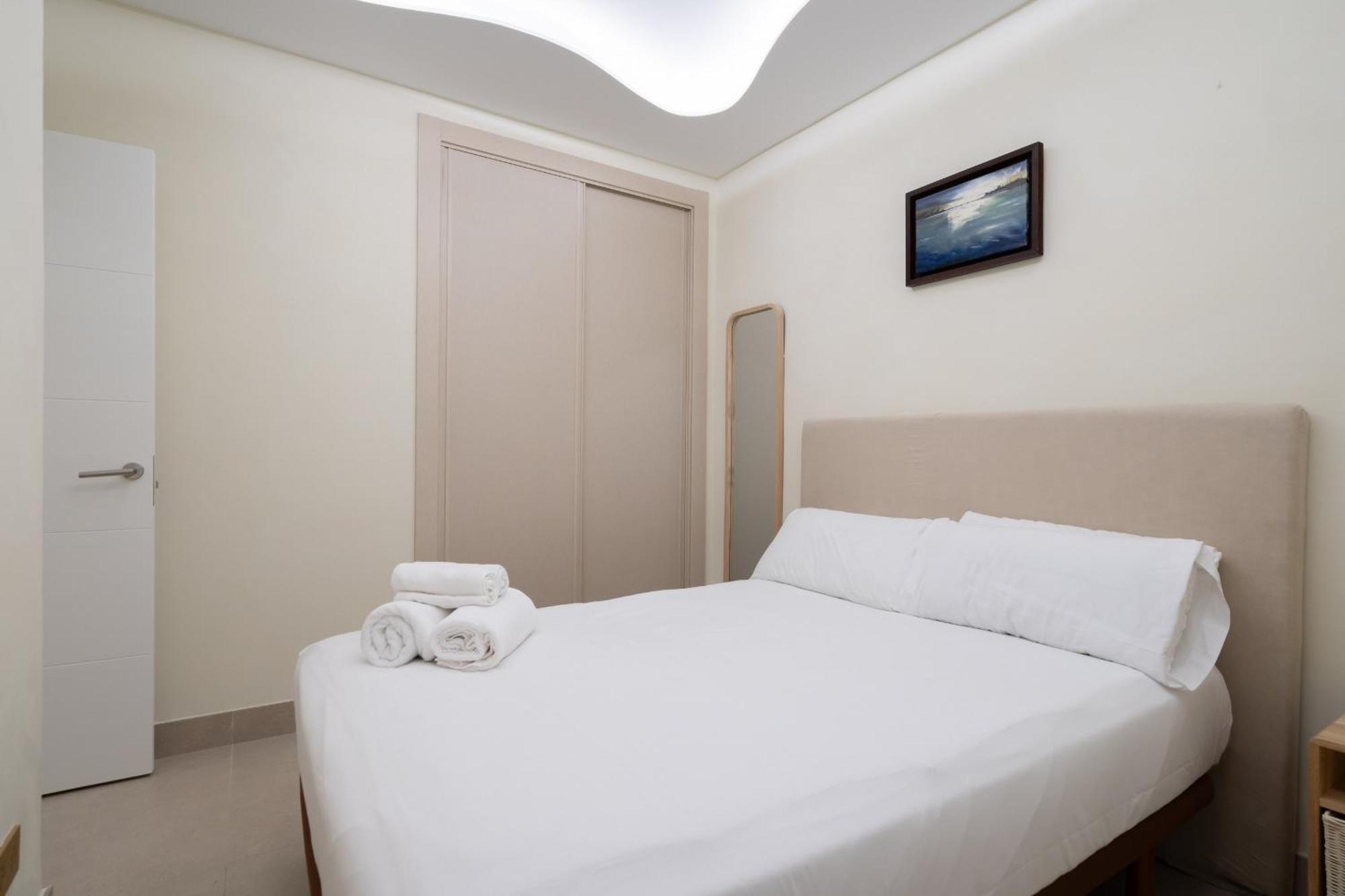 Apartamento Exclusivo En El Retiro Metro Ibiza Alquiler Temporal Мадрид Екстер'єр фото